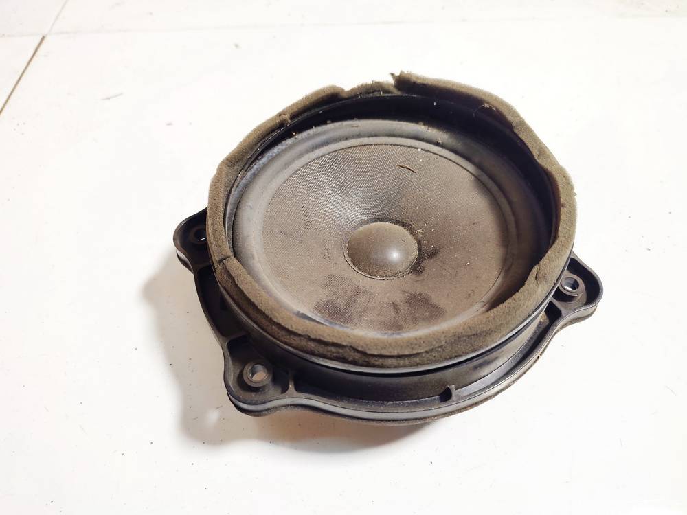 6901869 Land-Rover Range Rover 2002 Speaker (audio)