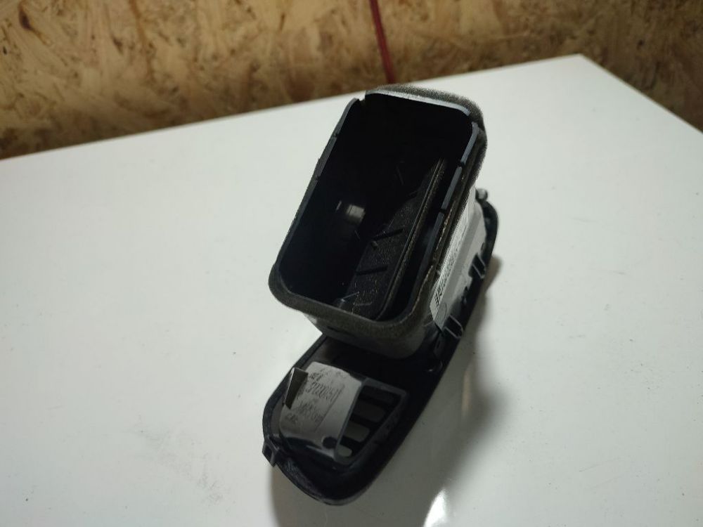 SPC00149 Mitsubishi Colt 1996 Dash Vent (Air Vent Grille) - Thumbnail 2