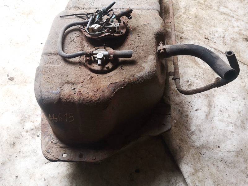 Kia Sorento 2002 Réservoir de essence - Thumbnail 3