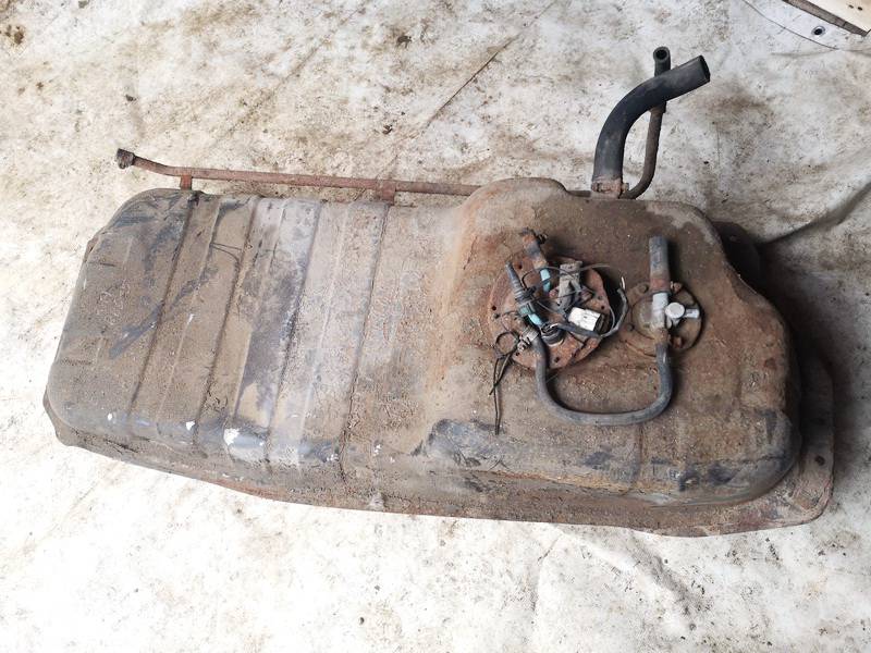 Kia Sorento 2002 Fuel tank