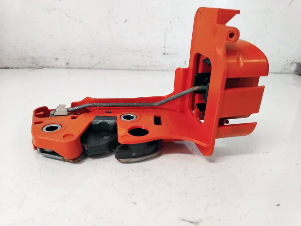 Mazda 3 2004 Seat Lock Latch assembly - Thumbnail 3