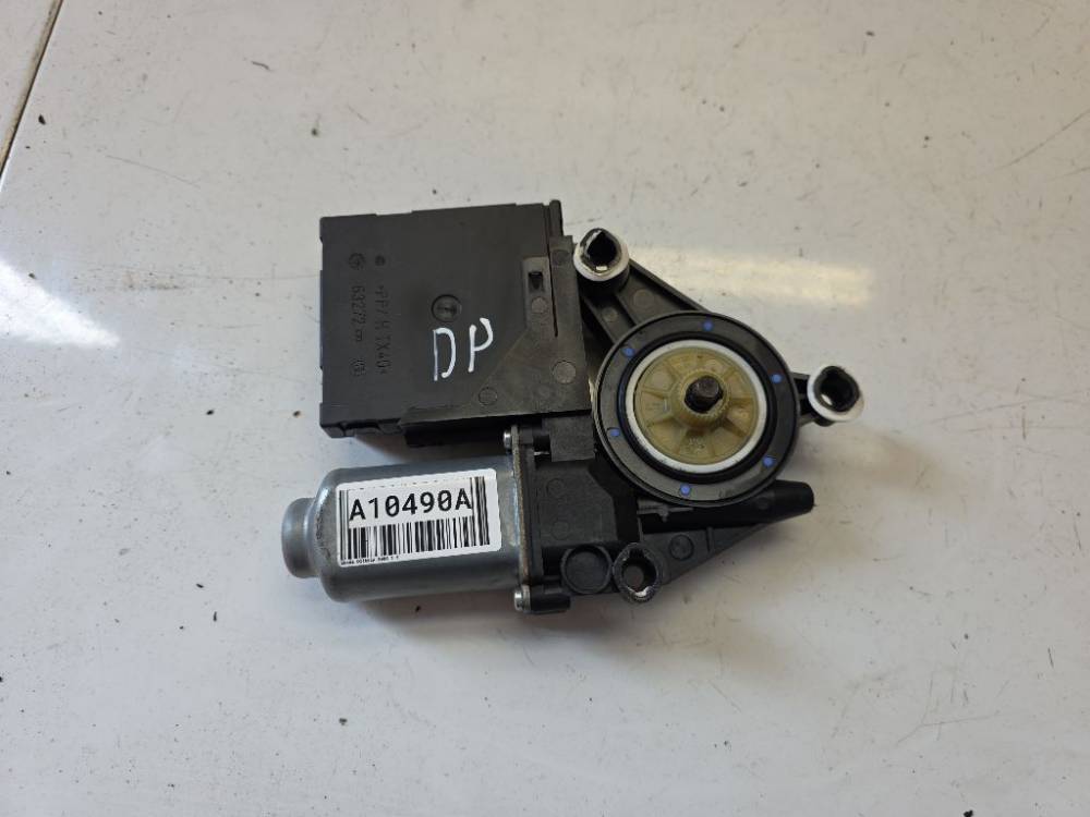 1T0959702D Skoda Octavia 2008 Window Motor - FRONT RIGHT