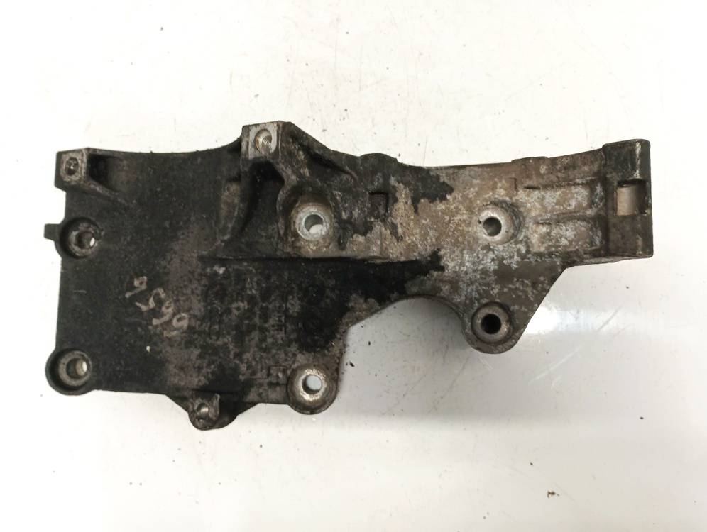 03G903143A Skoda Octavia 2004 Engine Mount Bracket and Gearbox Mount Bracket