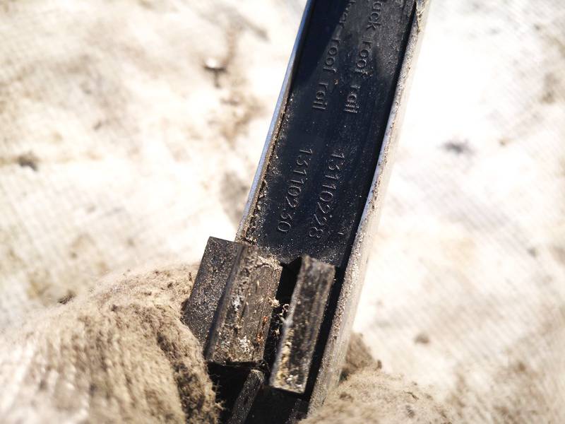 13110228 Opel Astra 2004 Roof rail - right side - Thumbnail 3