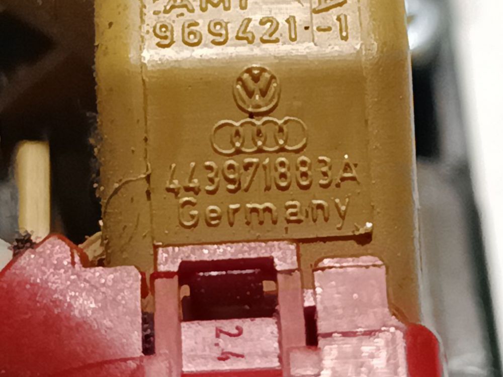 9694211 Volkswagen Bora 2003 MANDO CLIMATIZADOR - Thumbnail 3