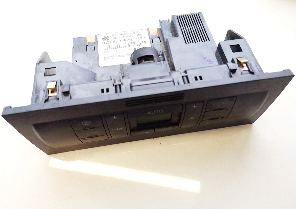 8L0820043H Audi A3 2002 Climate Control Panel (heater control switches)