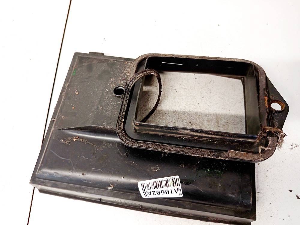 1J1819640B Volkswagen Golf 1999 Air filter box