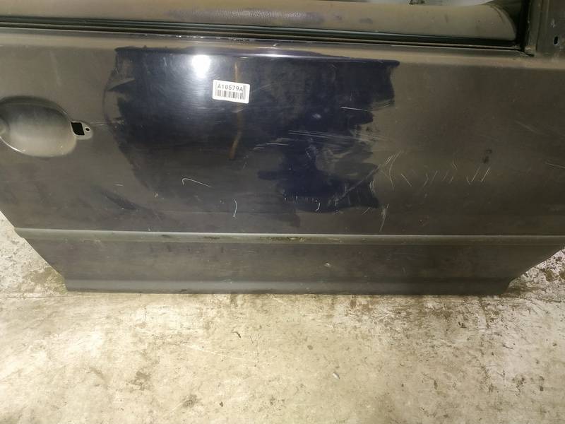 Volkswagen Golf 2001 Molding door - FRONT RIGHT