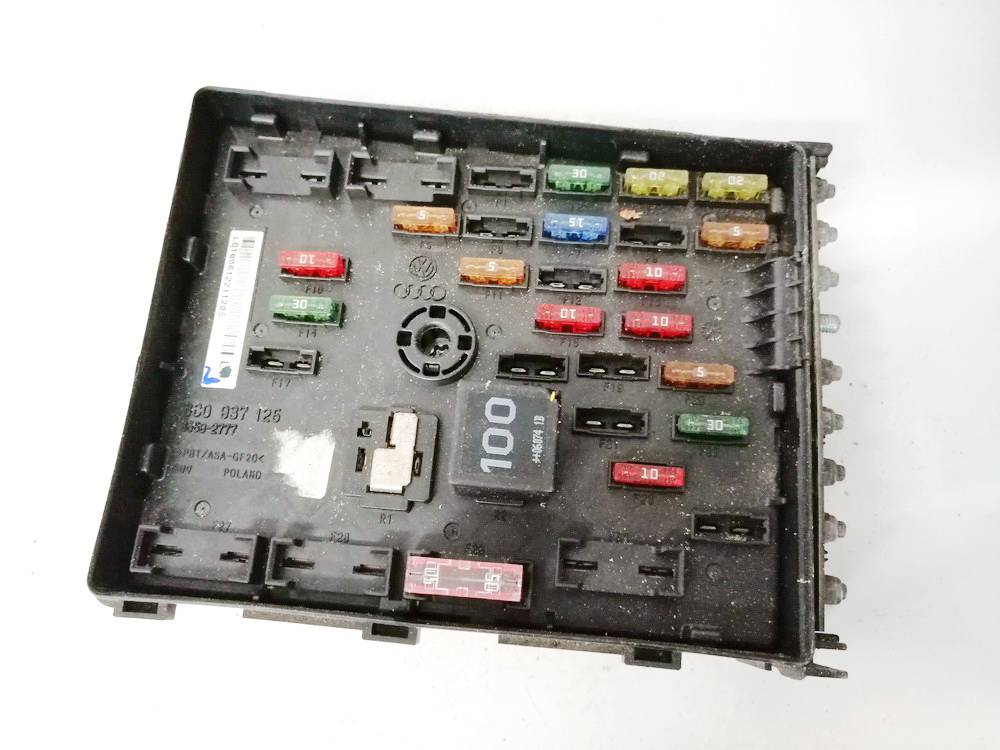 3C0937125 Volkswagen Passat 2008 Fuse box - Thumbnail 2