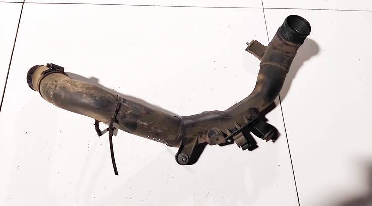 6R0145770 Skoda Fabia 2012 TURBO INTERCOOLER PIPE HOSE