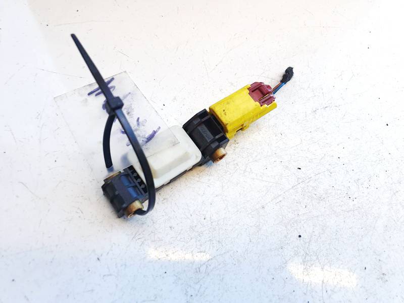 8E0959643B Audi A4 2005 Srs Airbag daviklis
