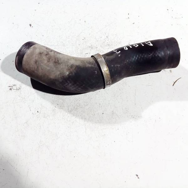 Toyota Avensis 2005 Interkulera šļūtene