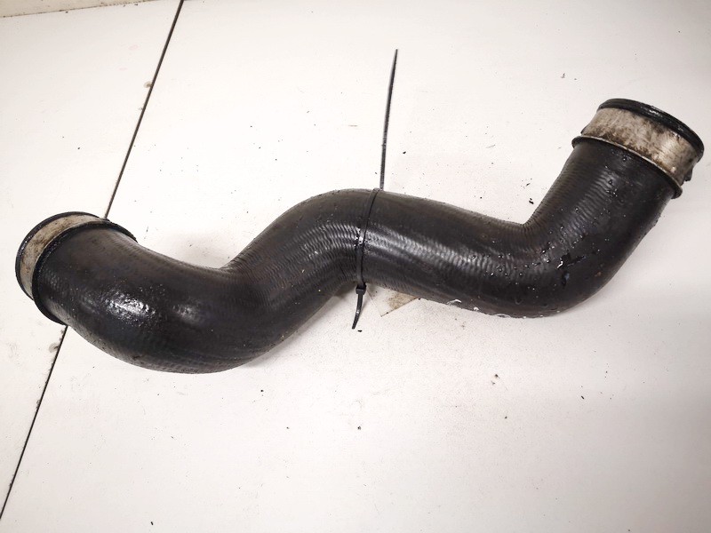 3B0145834N Skoda Superb 2006 Interkulerio zarna -  slanga