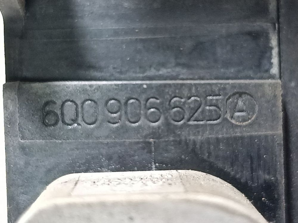 6Q0906625A Skoda Fabia 2007 Electrical selenoid (Electromagnetic solenoid) - Thumbnail 4