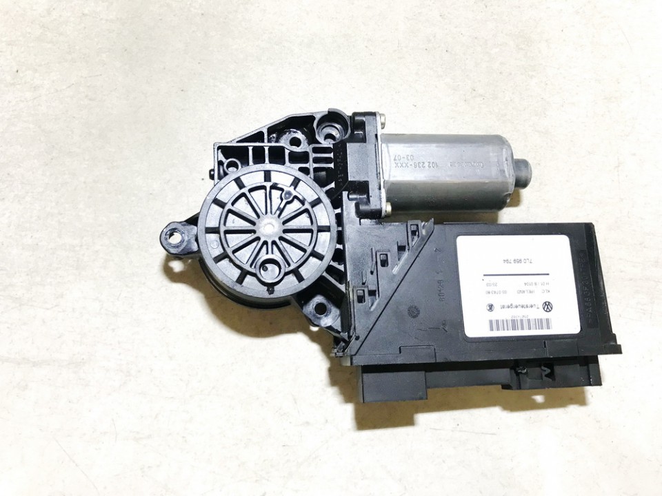 7L0959794 Volkswagen Touareg 2005 Window Motor - REAR RIGHT