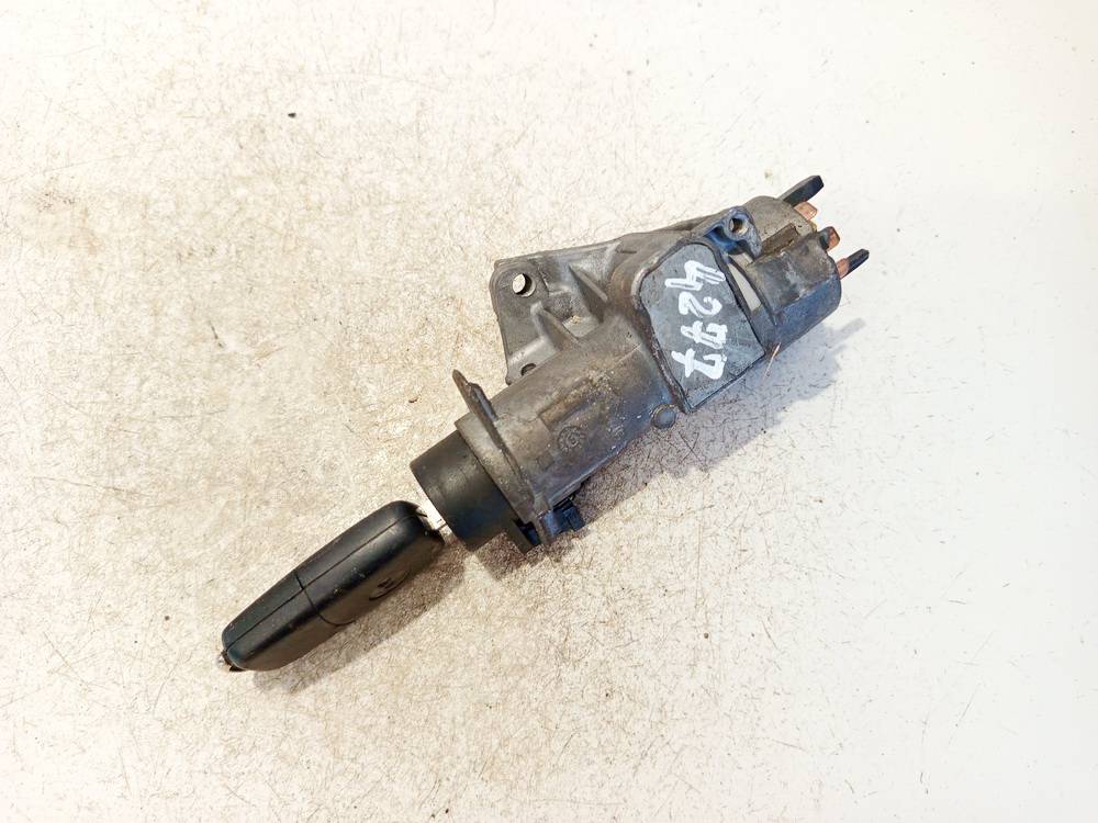 4B0905851C Volkswagen Golf 1999 Ignition Barrels (Ignition Switch) - Thumbnail 2