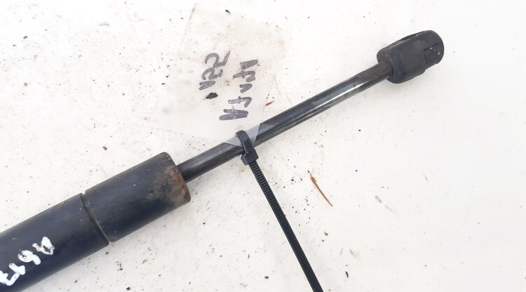 q3a2218800329 used Galinio Dangcio amortizatorius G. (kapoto