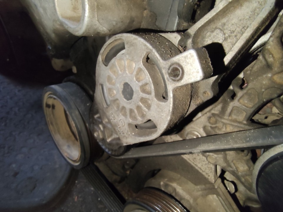 03G903315D Skoda Octavia 2008 Jostas spriegotājs (sadales jostas spriegotājs) - Thumbnail 2