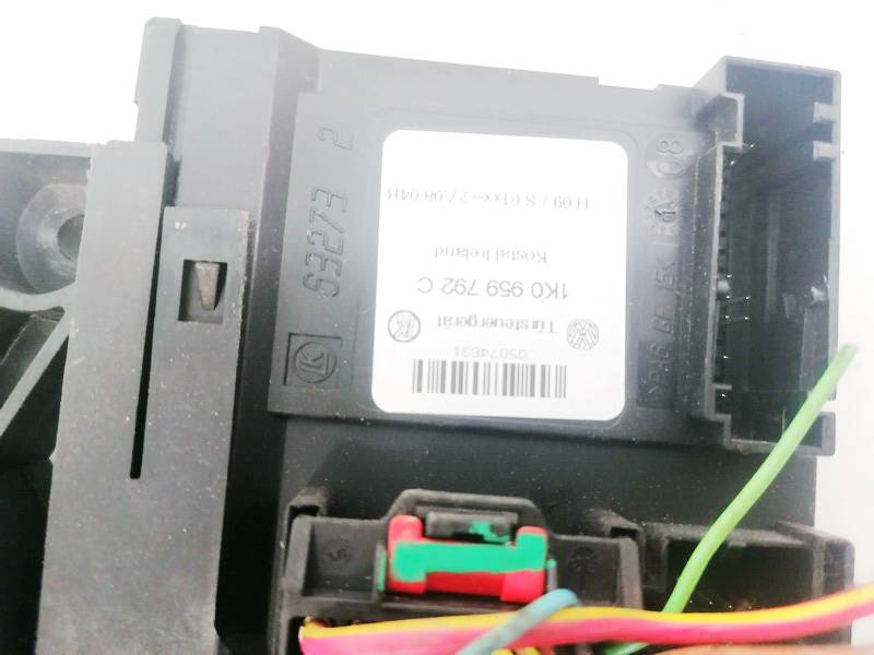 1K0959702E Volkswagen Golf 2004 Моторчик стеклоподъемника - передний правый - Thumbnail 3