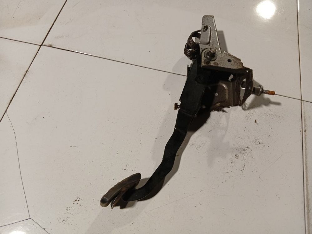 Mazda 6 2002 Jarrupoljin