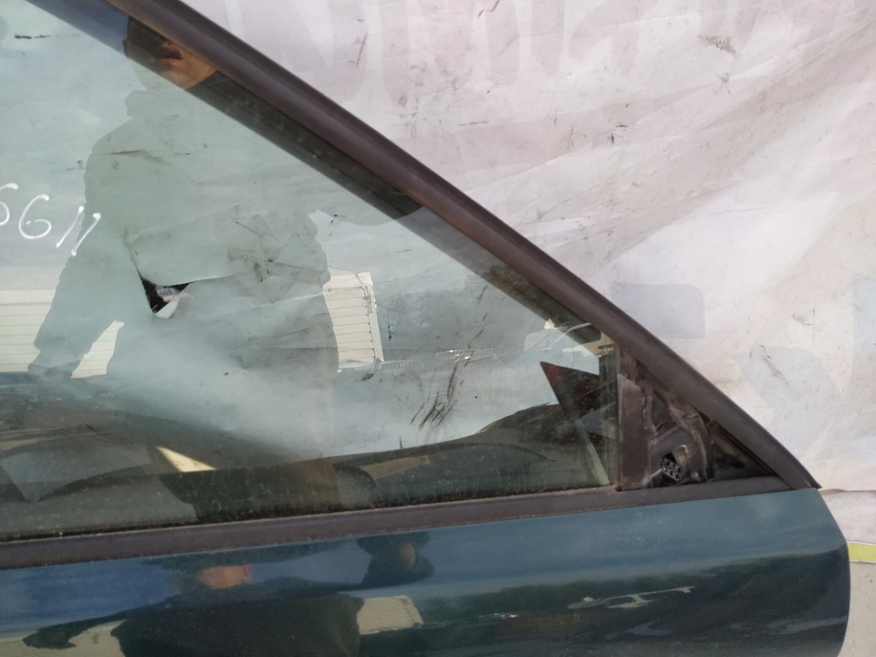 Audi A4 1996 LUNA DELANTERA DERECHA, Luna de la puerta delantera - FRENTE DERECHO - Thumbnail 3