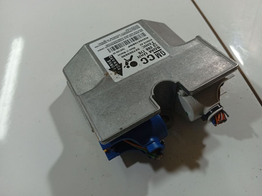 13288176 Opel Astra 2009 Airbag crash sensors module