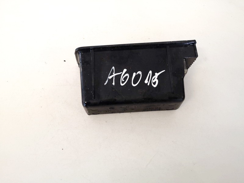 3C0863077 Volkswagen Passat 2006 Center Console Ashtray (Ash Tray) - Thumbnail 2