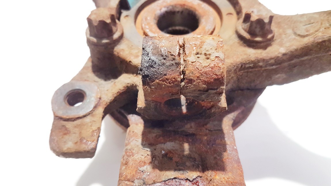 13155048 Opel Zafira 2004 Steering Knuckle - FRONT RIGHT - Thumbnail 2