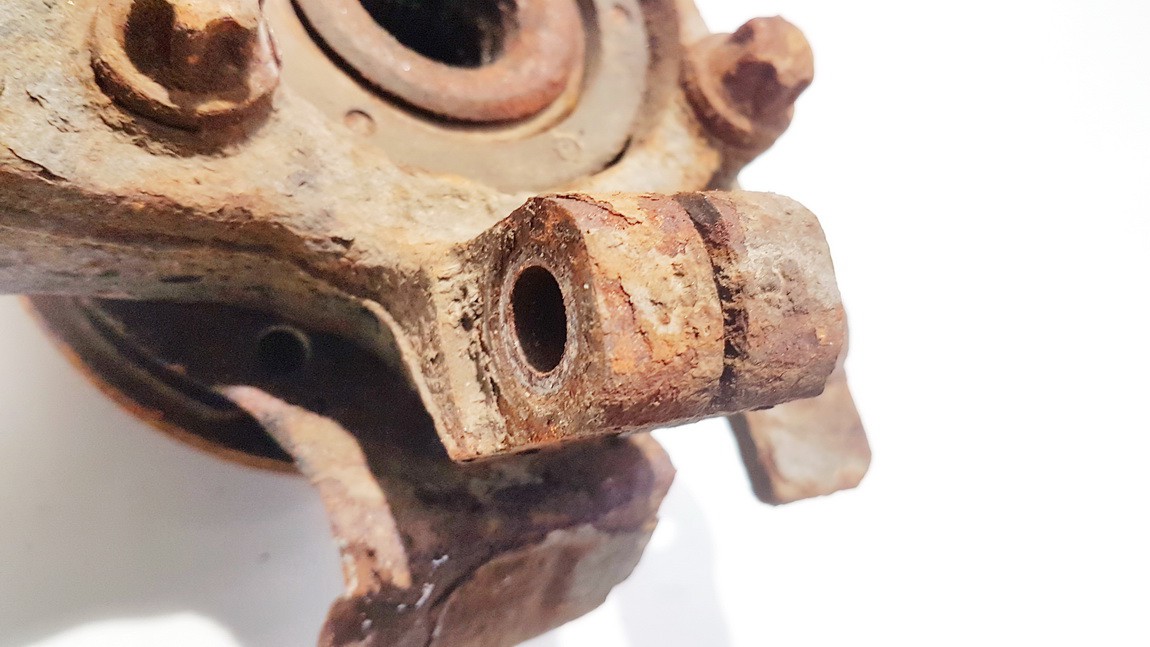 Opel Zafira 2004 Steering Knuckle - FRONT LEFT - Thumbnail 3