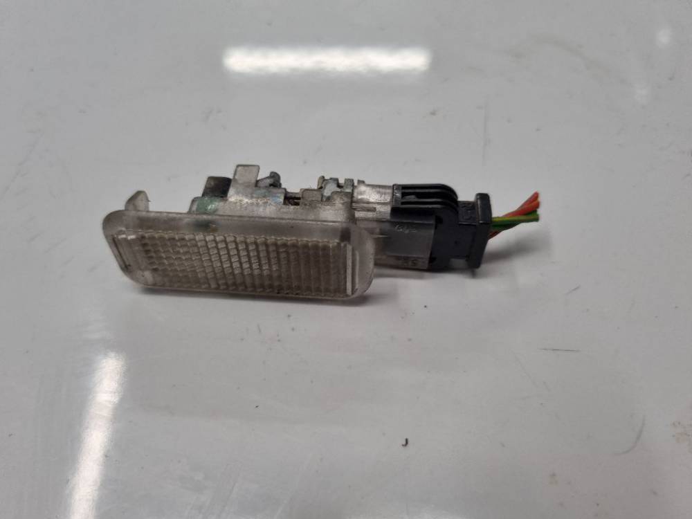 4B094741 Audi A6 2000 Interior lighting