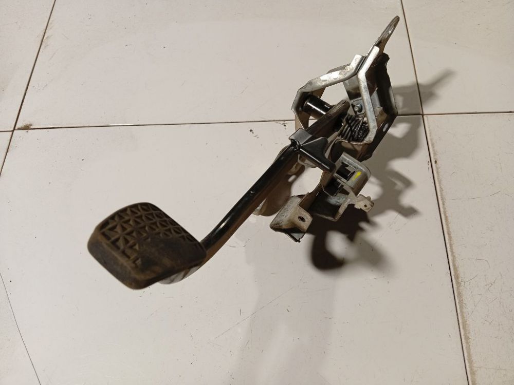 Opel Astra 2004 Pedal work, Brake pedal, Pedal bracket, Clutch pedal - Thumbnail 2