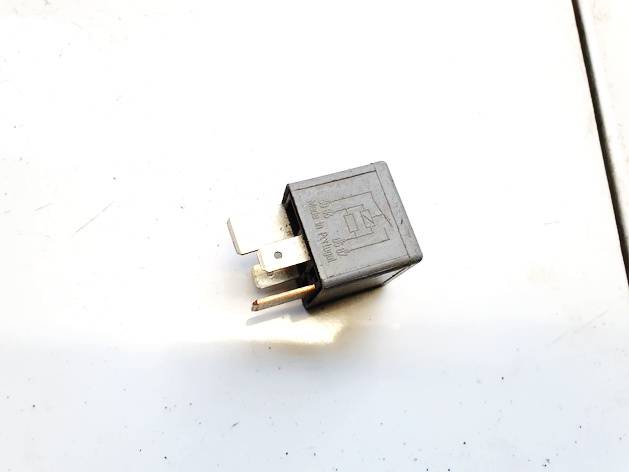 8D0951253A Volkswagen Passat 2001 Relais, Arbeitsstrom - Thumbnail 2