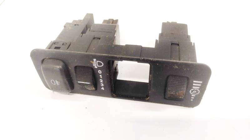 MR740608 Mitsubishi Space Star 2001 Zibintu aukscio reguliatoriaus mygtukas