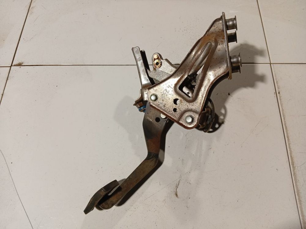 Lexus IS - CLASS 2007 Jarrupoljin - Thumbnail 2