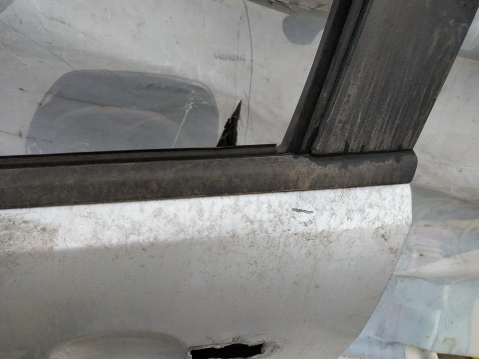 Ford Focus 2005 Durvju stikla sloksne - PRIEKŠA PA KREISI - Thumbnail 3