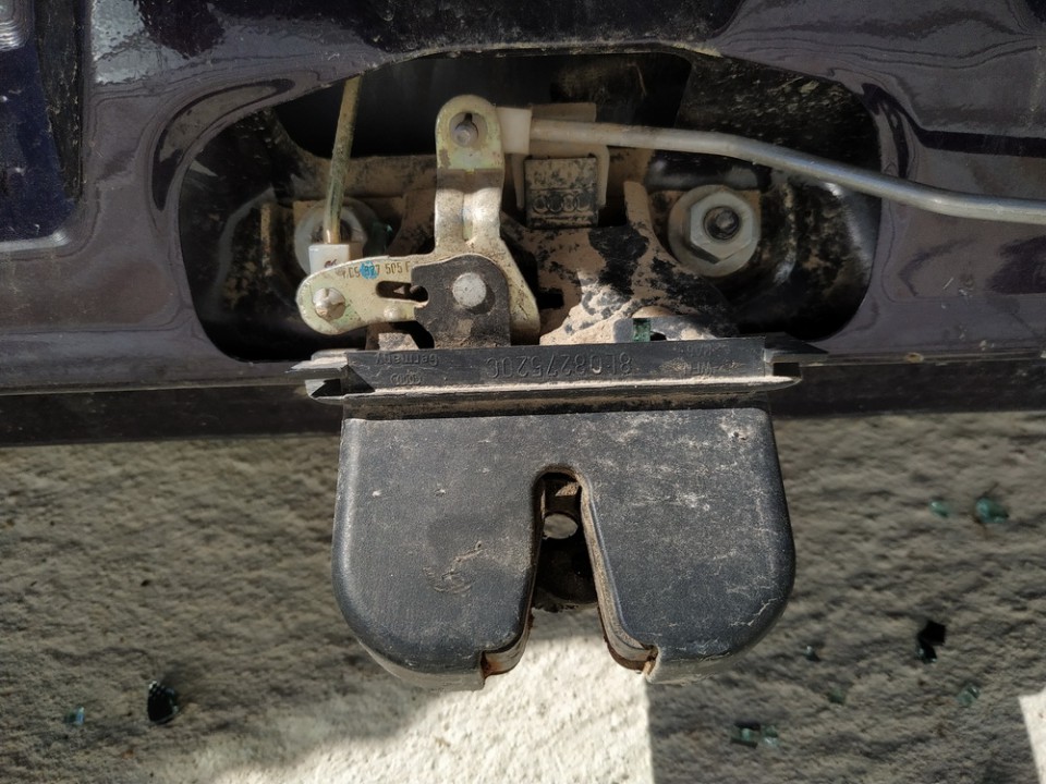 Audi A3 2000 Zamek tylnej klapy - TYLNE - Thumbnail 2