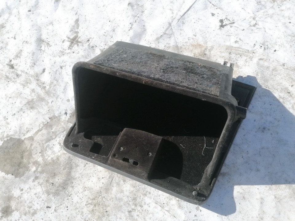 5555044030 Toyota Avensis Verso 2002 Mantu glabāšanas nodalījums - Thumbnail 3