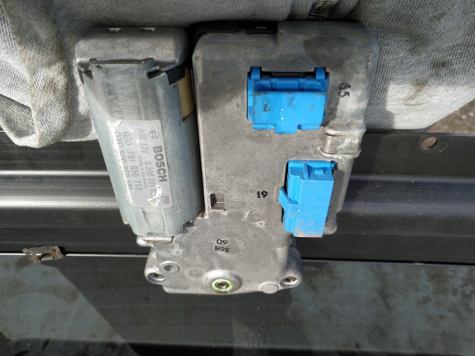 8d0959591 0390201 Sunroof Motor Audi A4 1996 1.6L EIS01475613 Used Auto Parts Shop