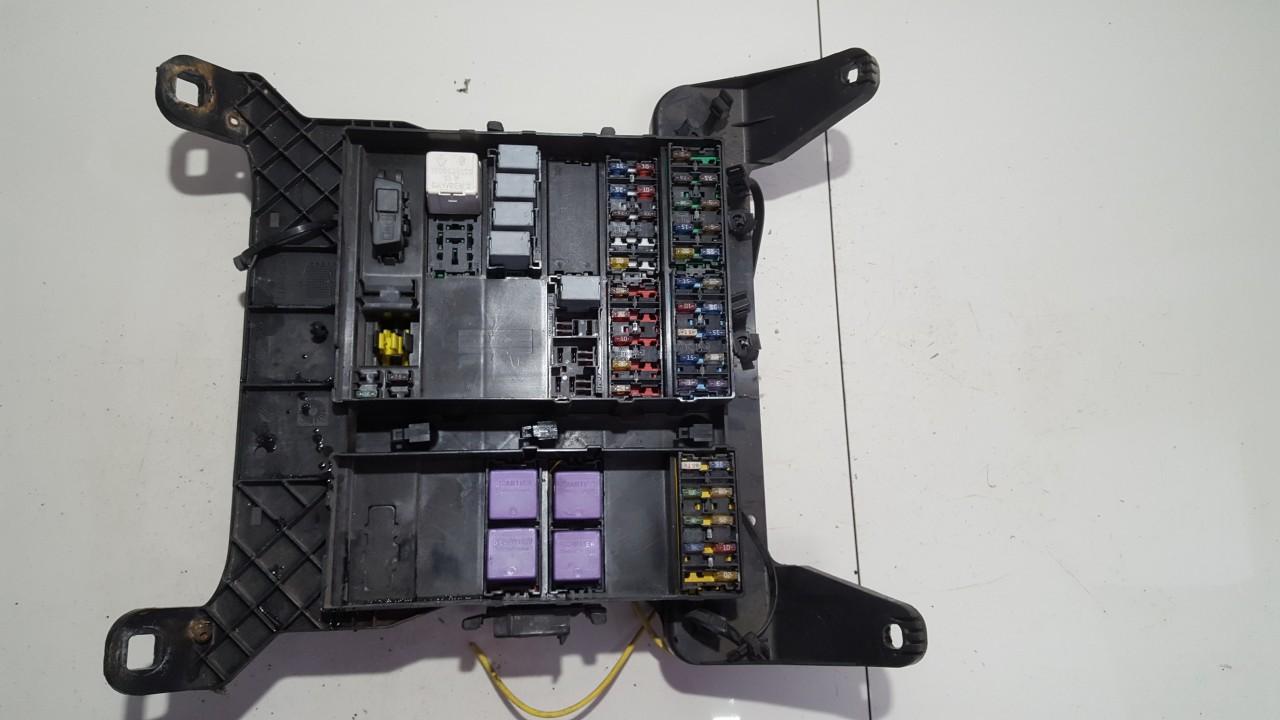 6025307195 USED Fuse box Renault Espace 1998 2.2L EIS00655617 Used