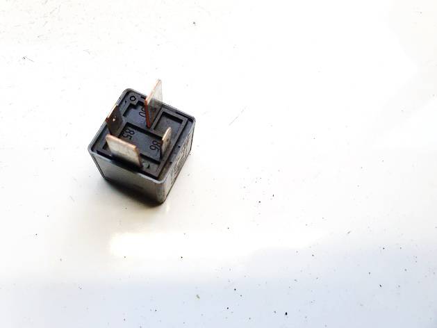 8D0951253A Volkswagen Passat 2001 Relais, Arbeitsstrom - Thumbnail 3