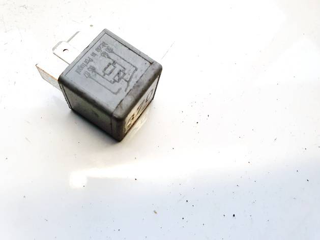 8D0951253A Volkswagen Passat 2001 Relais, Arbeitsstrom - Thumbnail 2