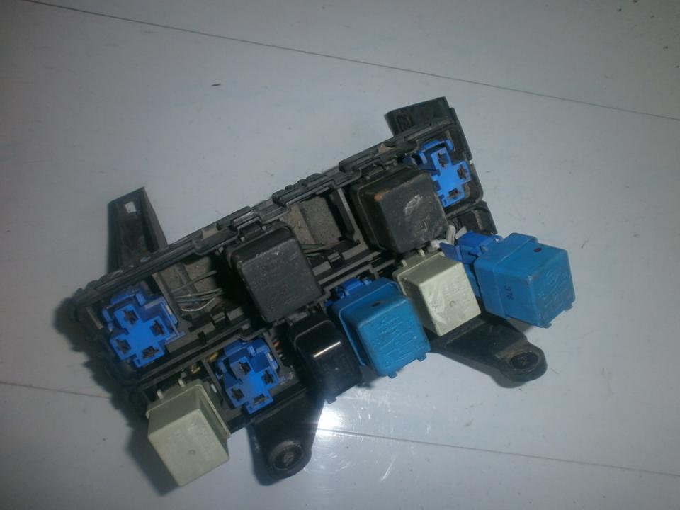 71543087 Nissan Primera 1996 Skrzynka bezpieczników