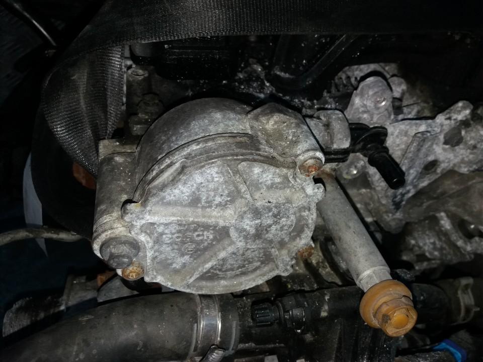 D1562C2 Citroen C4 2010 Brake Vacuum Pump