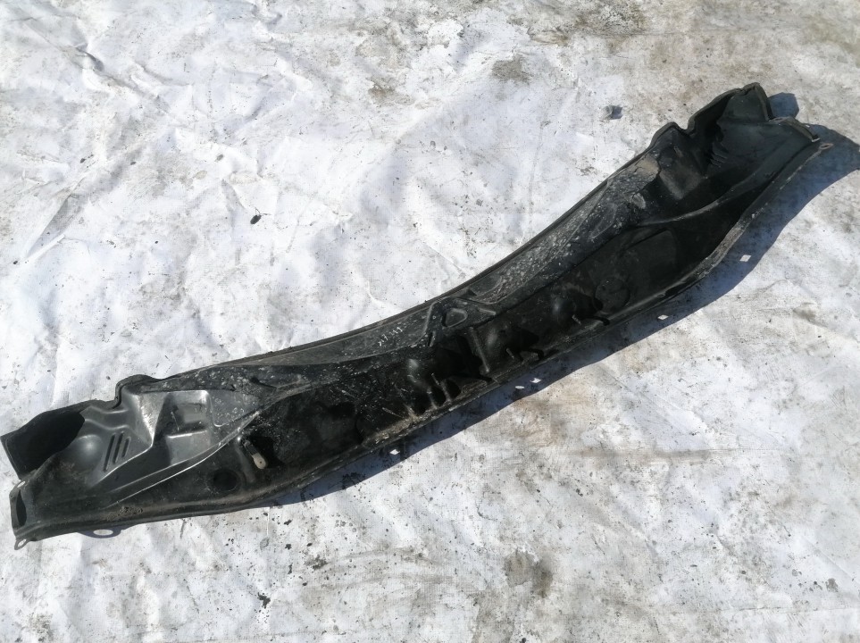 Toyota Avensis Verso 2002 Wiper Muolding - FRONT - Thumbnail 2