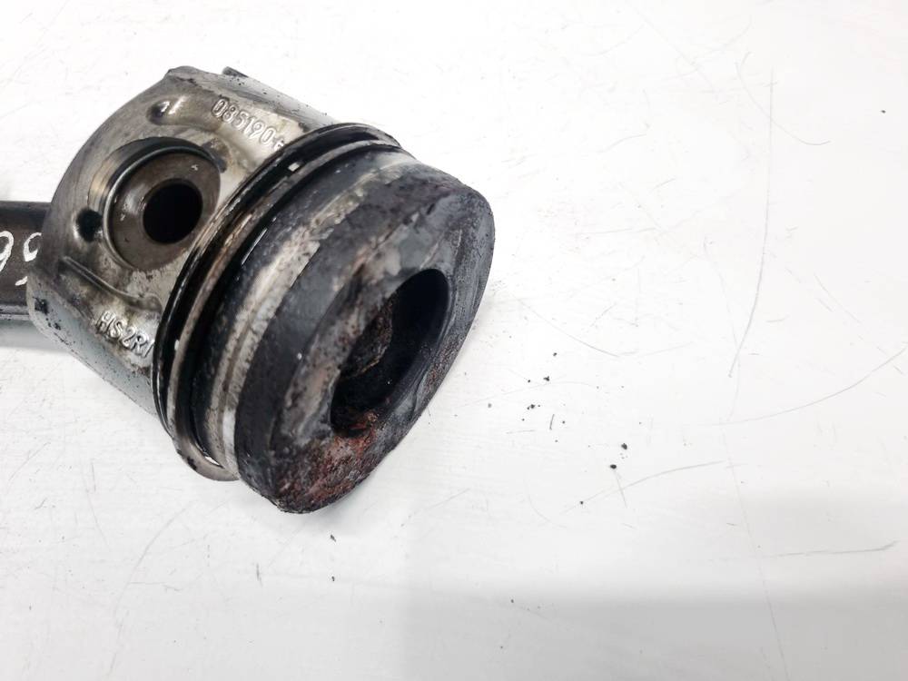 085190+ Volvo V50 2008 Piston and Conrod (Connecting rod) - Thumbnail 2
