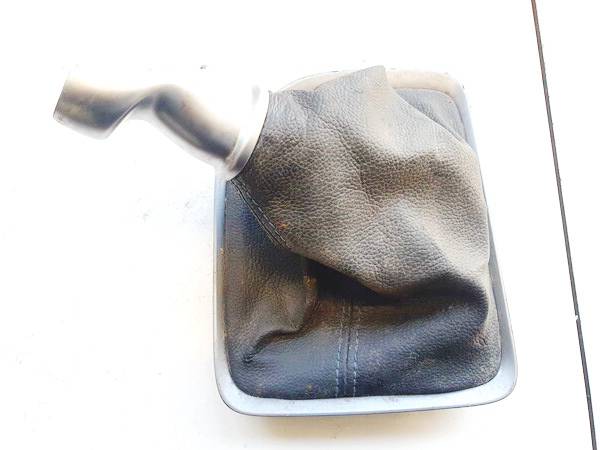 84653D7700 Hyundai Tucson 2016 Osłona dźwigni zmiany biegów (pokrywa) - Thumbnail 2