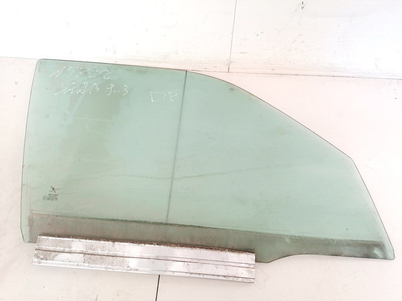 SAAB 9-3 2001 Duru stiklas P.D.