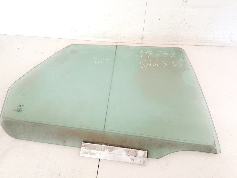 SAAB 9-3 2001 Duru stiklas G.D.