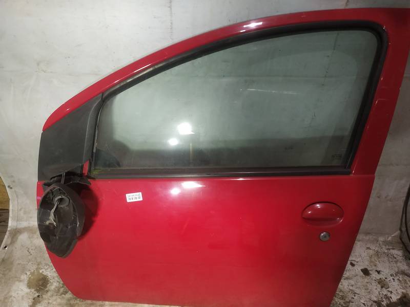 RAUDONOS Toyota Aygo 2006 porte avant gauche