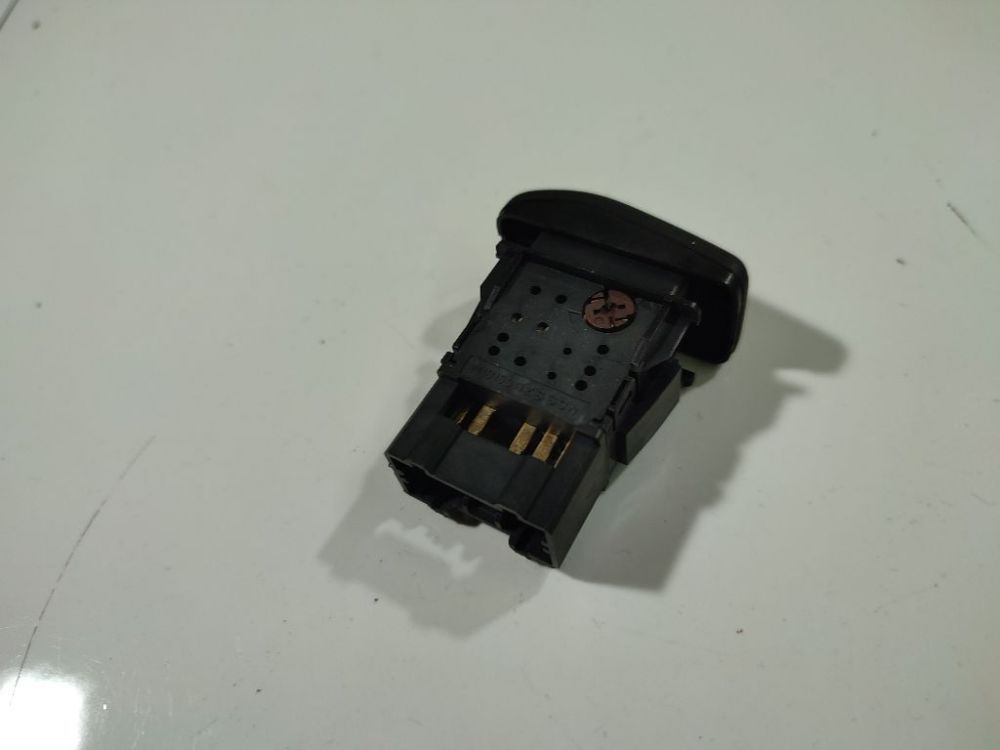M19620 Honda CR-V 2003 Hazard switch - Thumbnail 3